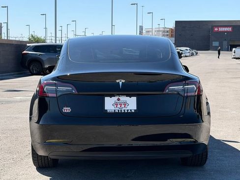 Used 2023 Tesla Model 3 Standard Range RWD image 5