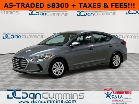 Used 2018 Hyundai Elantra SE w/ Winter Weather Package FWD image 1