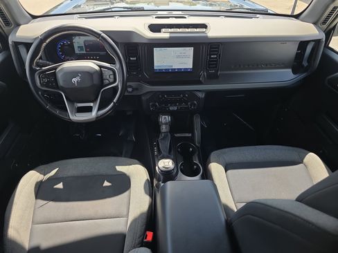 Used 2022 Ford Bronco Big Bend w/ Sasquatch Package AWD/4WD image 18