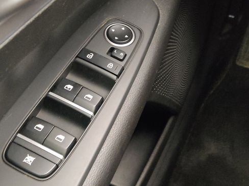Used 2023 Kia Forte LXS FWD image 27