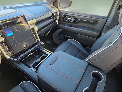 Used 2026 GMC Yukon AT4 Ultimate w/ LPO, Floor Liner Package image 13