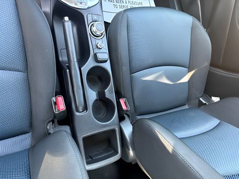 Used 2019 Toyota Yaris LE FWD image 15