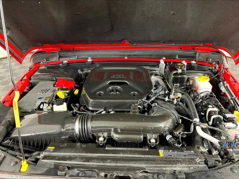 Used 2025 Jeep Wrangler Unlimited Sport AWD/4WD image 28