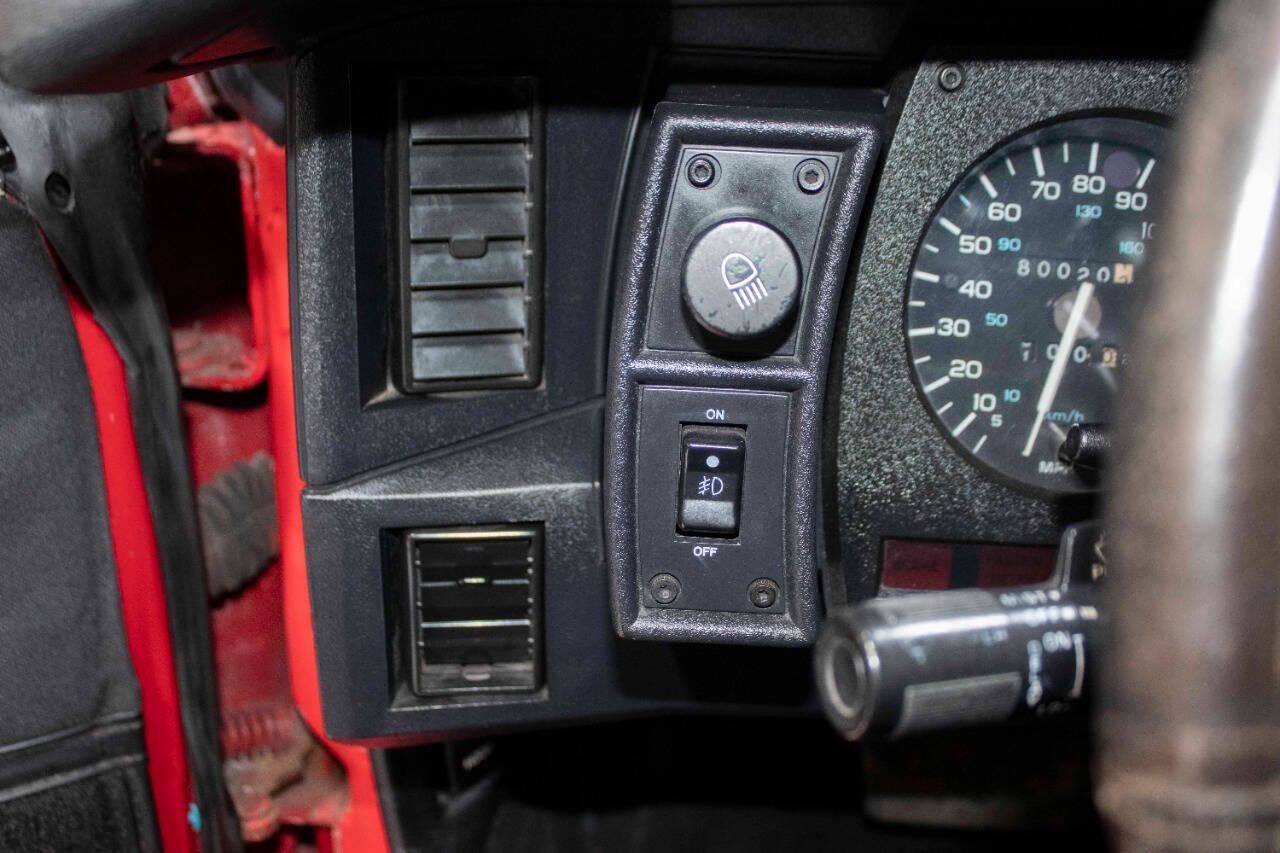 Used 1987 Chevrolet Camaro Z28 RWD image 36