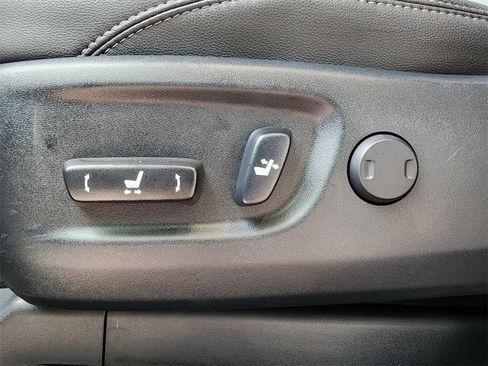 Used 2024 Toyota 4Runner SR5 Premium image 15