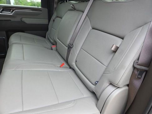 Used 2025 Chevrolet Silverado 2500 LT w/ Texas Edition image 6