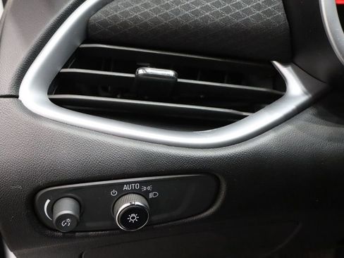 Used 2023 Chevrolet Malibu LT image 17