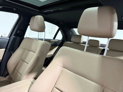 Used 2010 Mercedes-Benz E 350 4MATIC Sedan image 15