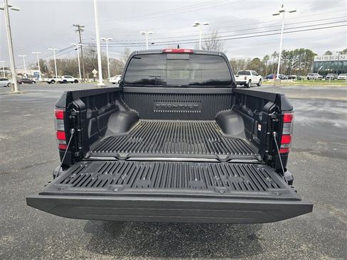 New 2026 Nissan Frontier SV AWD/4WD image 10