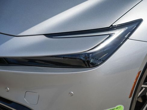 Certified 2023 Toyota Prius Prime FWD image 2