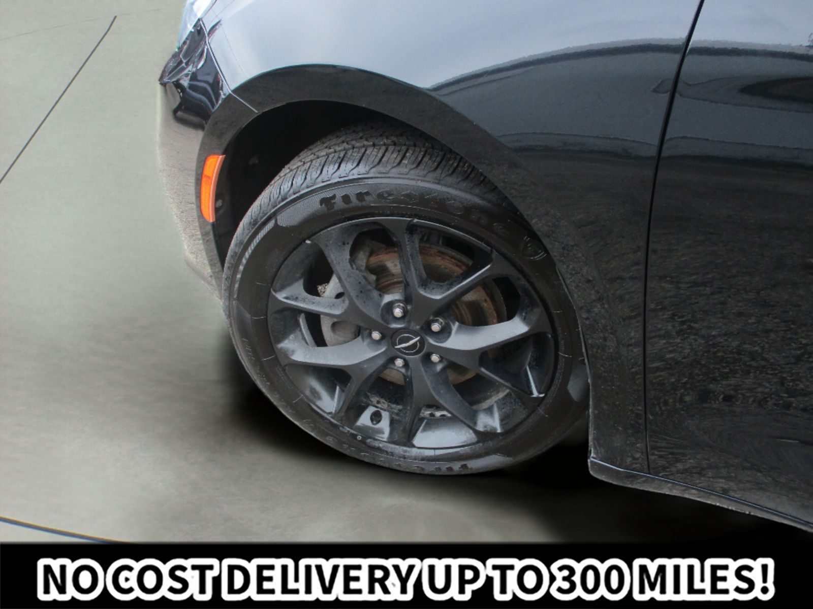 Used 2023 Chrysler Pacifica Touring-L w/ S Appearance Package FWD image 10