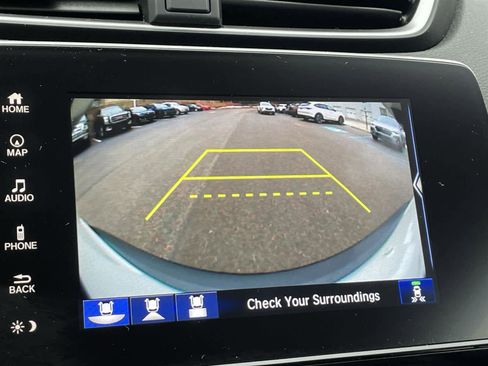 Used 2022 Honda CR-V Touring image 23