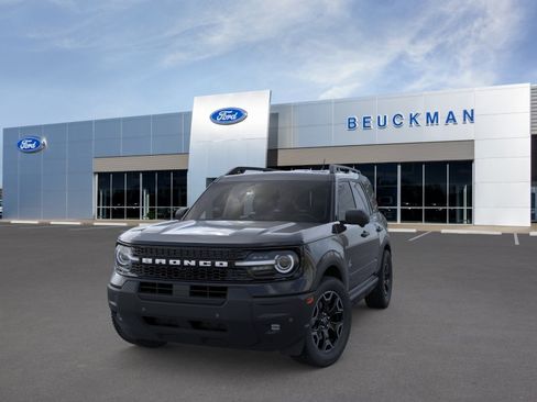 Used 2026 Ford Bronco Sport Outer Banks w/ Outer Banks Tech Package+ AWD/4WD image 3