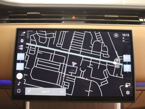 Used 2024 Land Rover Range Rover SE image 34