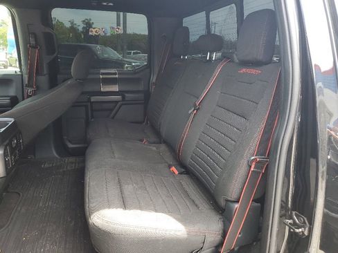 Used 2019 Ford F150 XLT w/ Equipment Group 302A Luxury AWD/4WD image 5