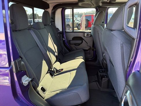 New 2026 Jeep Gladiator Sport image 17