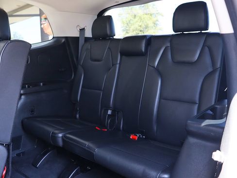 Used 2021 Kia Telluride LX AWD/4WD image 31