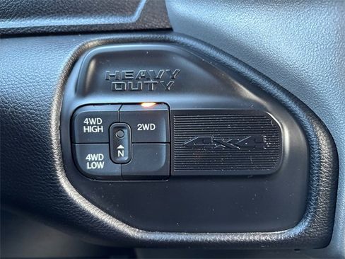 Used 2024 RAM 3500 Big Horn image 22