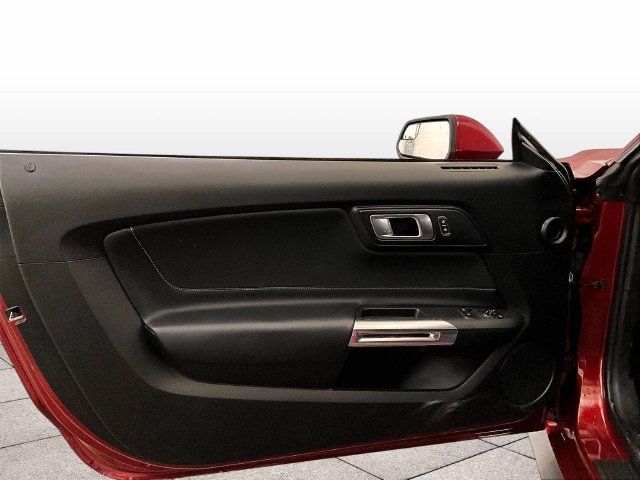 Used 2019 Ford Mustang GT RWD image 22