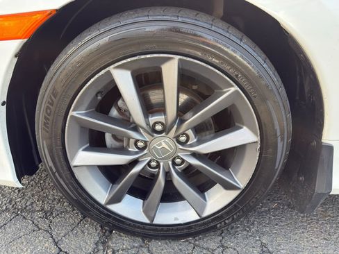 Used 2019 Honda Civic EX image 12