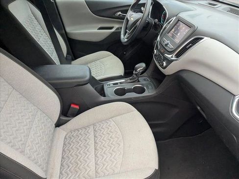 Used 2024 Chevrolet Equinox LT image 20