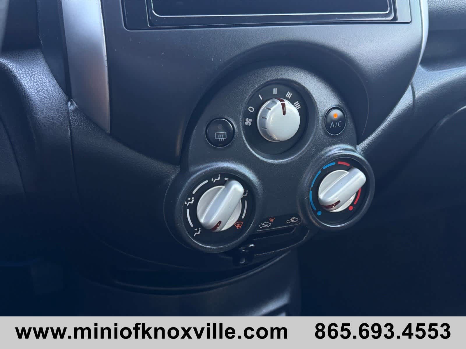 Used 2014 Nissan Versa Note SV FWD image 26