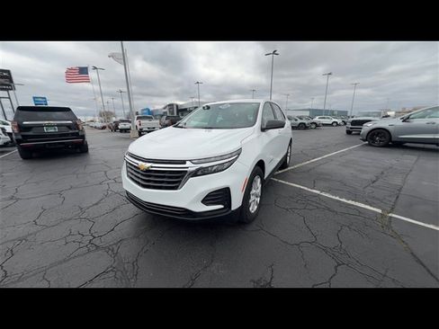 Certified 2023 Chevrolet Equinox LS image 4