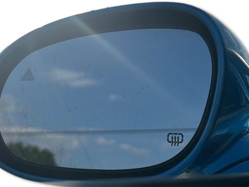 Used 2015 Dodge Challenger R/T RWD image 48