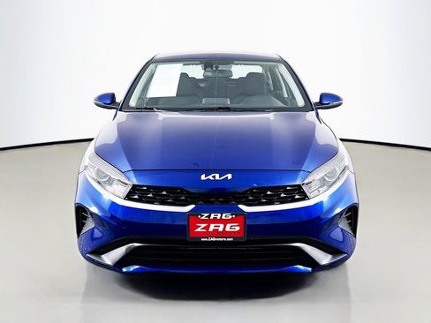 Used 2023 Kia Forte LXS w/ LXS Technology Package image 8