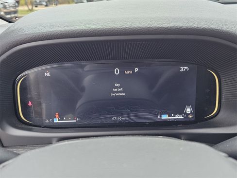 Used 2024 Jeep Wagoneer L Series II image 12