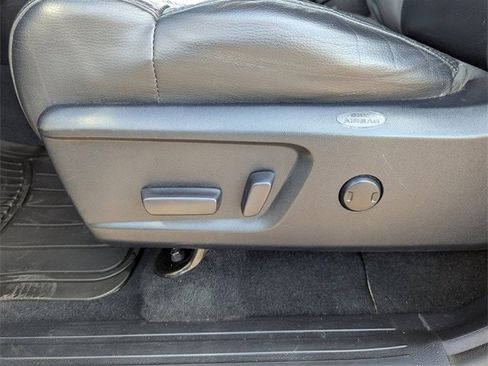 Used 2021 Toyota Tundra Limited w/ Limited Premium Package image 31