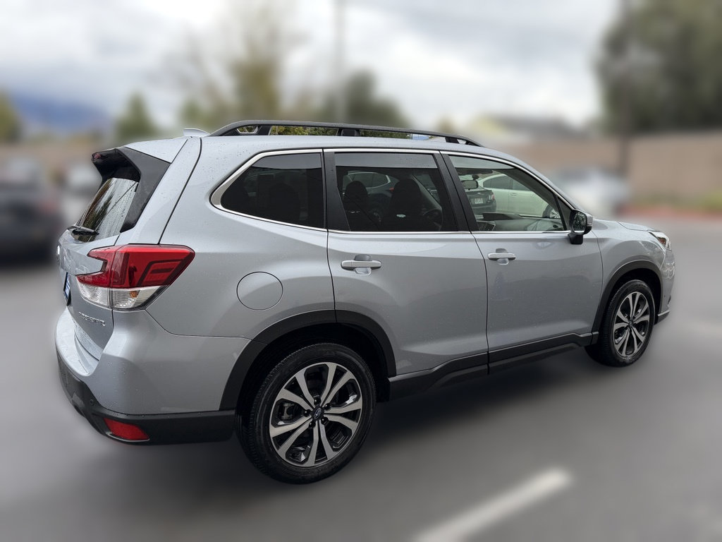 Used 2022 Subaru Forester Limited AWD/4WD image 5