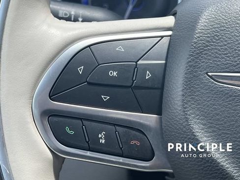 Used 2021 Chrysler Pacifica Limited w/ Premium & Safety Sphere Group AWD/4WD image 19