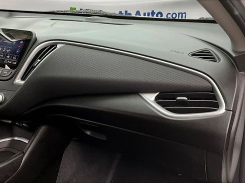 Used 2024 Chevrolet Malibu LT image 24
