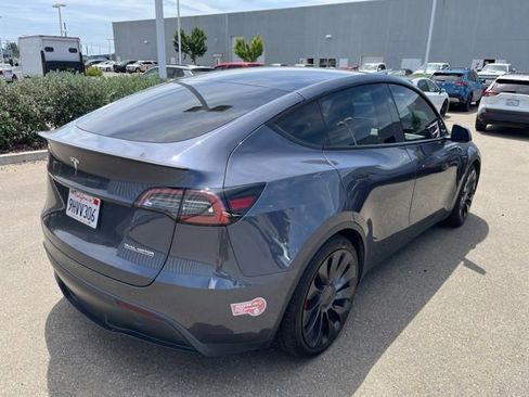Used 2023 Tesla Model Y Performance AWD/4WD image 5
