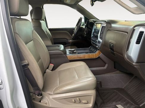 Used 2018 GMC Sierra 1500 SLT image 15