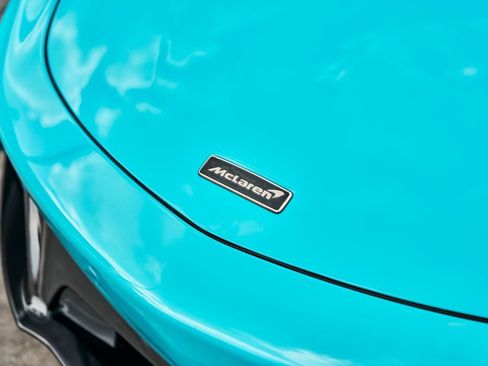 Used 2025 McLaren Artura Spider RWD image 8