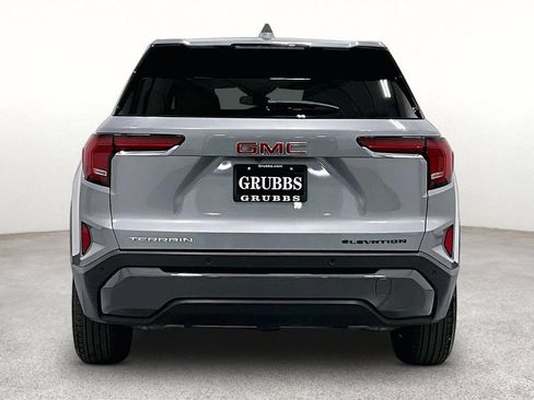 Used 2025 GMC Terrain Elevation FWD image 5