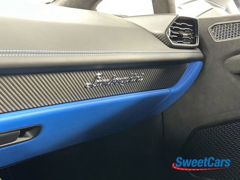 Used 2023 Lamborghini Huracan Tecnica RWD image 27