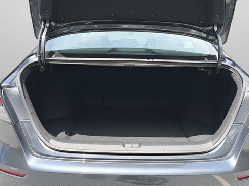 Certified 2025 Honda Accord LX image 23