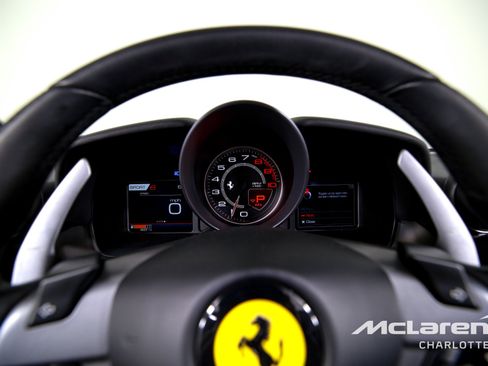 Used 2022 Ferrari F8 Tributo image 14