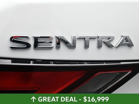 Used 2024 Nissan Sentra SV image 19