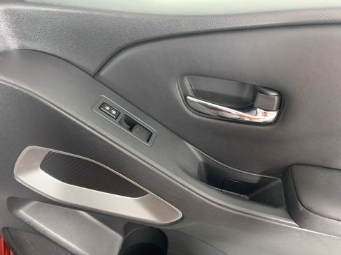 Used 2022 Nissan Frontier SV image 36