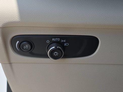 Used 2023 Buick Envision Preferred AWD/4WD image 27