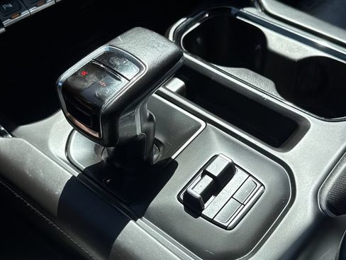 Used 2022 GMC Sierra 1500 AT4X AWD/4WD image 28