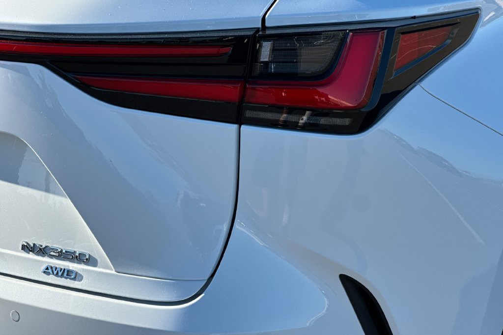 Certified 2026 Lexus NX 350 AWD w/ Accessory Package (2T) image 26