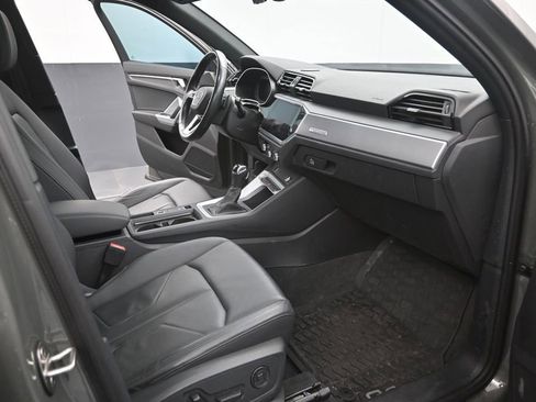 Used 2021 Audi Q3 2.0T Premium w/ Convenience Package AWD/4WD image 24