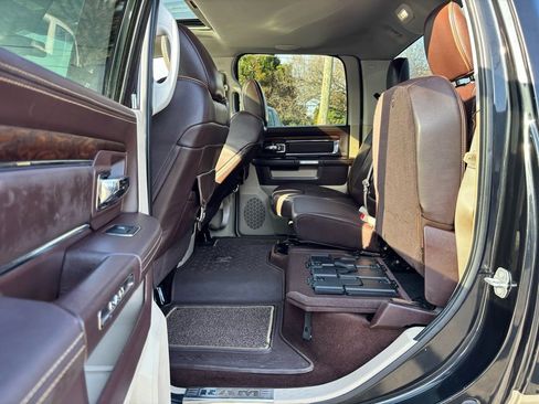 Used 2017 RAM 3500 Laramie Longhorn w/ Convenience Group RWD image 21