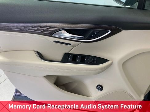 Used 2022 Buick Envision Avenir w/ Technology Package II image 13