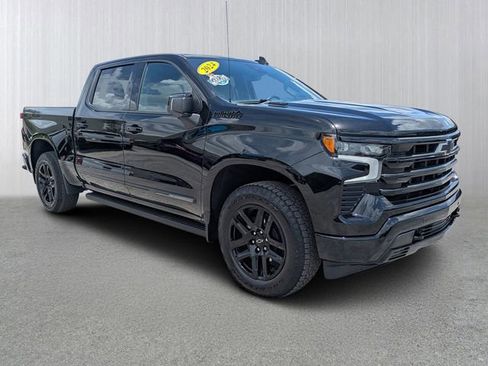 Used 2024 Chevrolet Silverado 1500 High Country w/ Midnight Edition AWD/4WD image 1